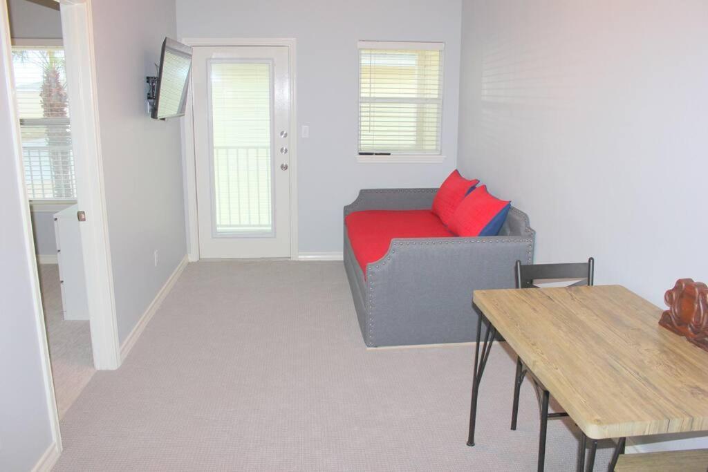 Spacious Home, Short Walk To Beach, Heated Pool! Corpus Christi Exterior foto