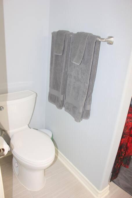 Spacious Home, Short Walk To Beach, Heated Pool! Corpus Christi Exterior foto